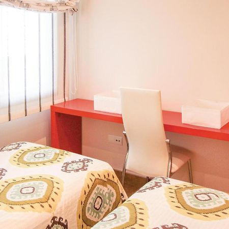 Gorgeous Apartment In El Campello With Wifi Eksteriør billede